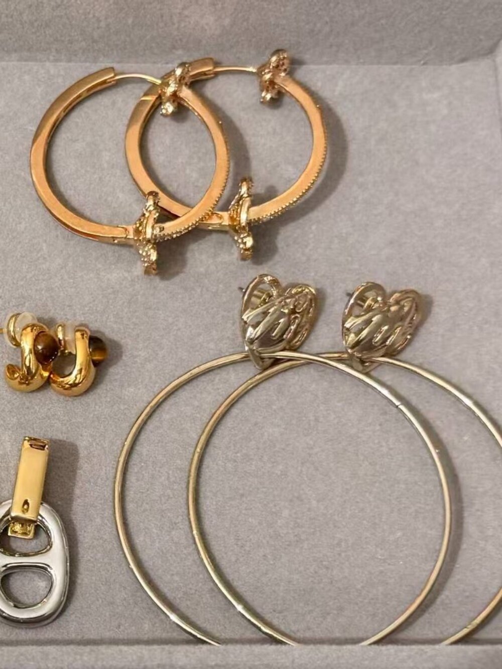 earring & bundle - Picture 4 of 6